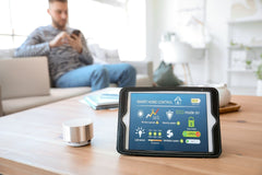 Designing an IoT network around a 4G/5G router: Teltonika, Robustel, Grandstream and the antennas that make them work