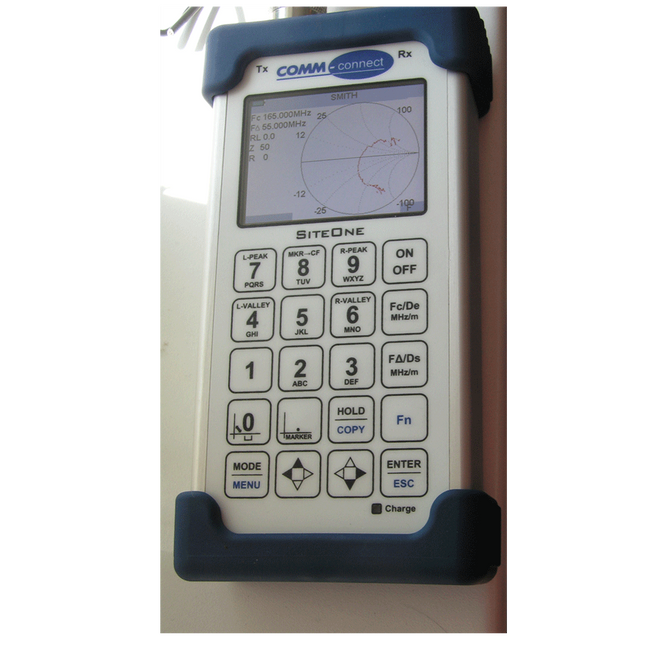 COMM-connect 3028 SiteOne Cable and Antenna Analyzer, 50 KHz - 4400 MHz