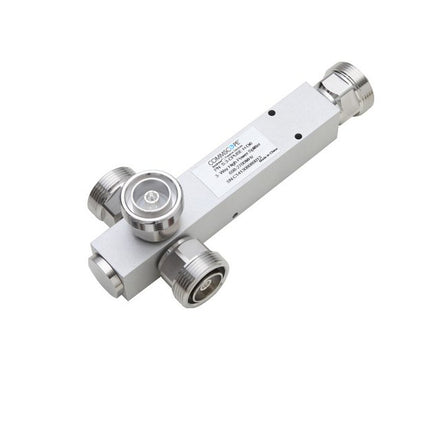 CommScope S-3-CPUSE-H-DI6 3-Way High Power Splitter is a premium RF signal splitter designed for indoor and outdoor applications, ensuring. With 7-16 DIN female connectors, silver-plated inner contacts, and a trimetal-plated outer finish, this splitter delivers low insertion loss, excellent VSWR performance, and high-power handling capabilities.